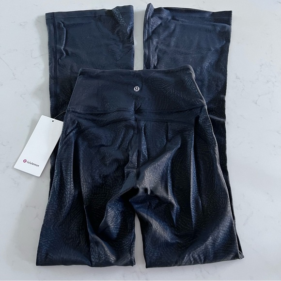 Lululemon Groove Super-High Rise Flared Nulu Pant - Picture 4 of 12